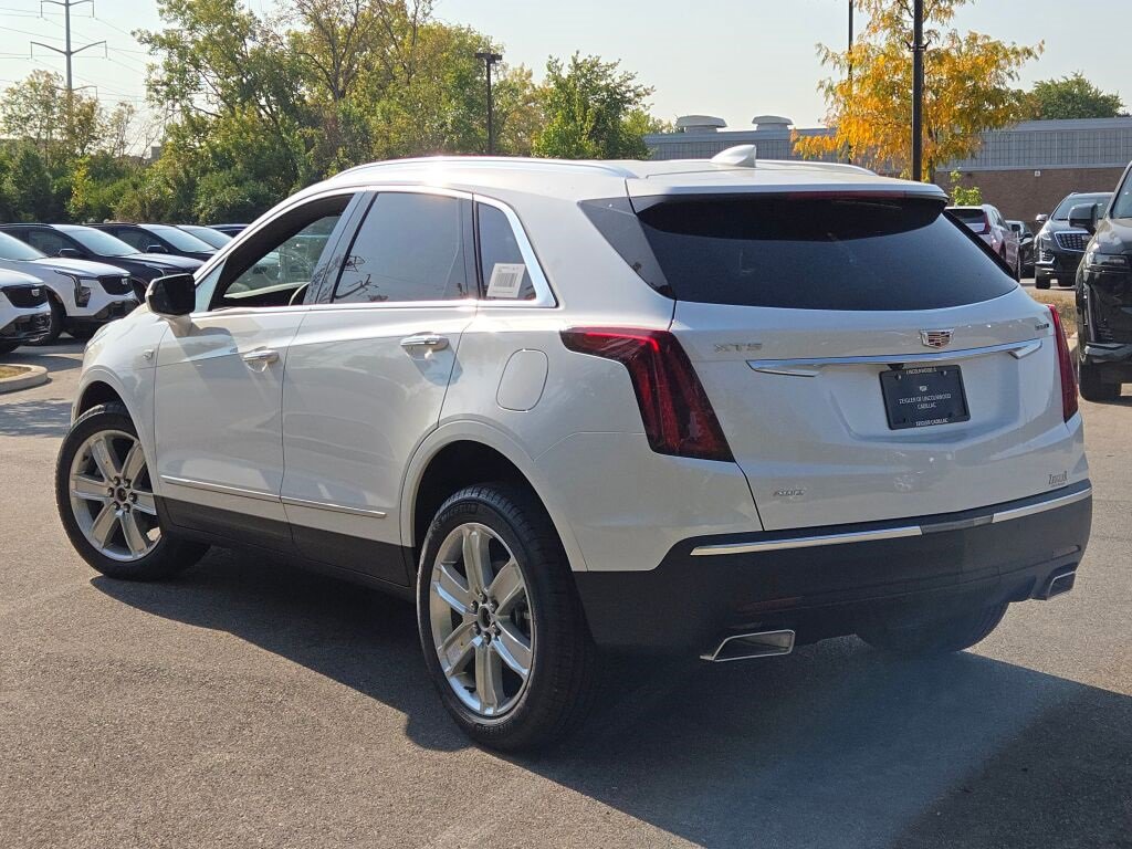 New 2025 Cadillac XT5 Luxury image 19