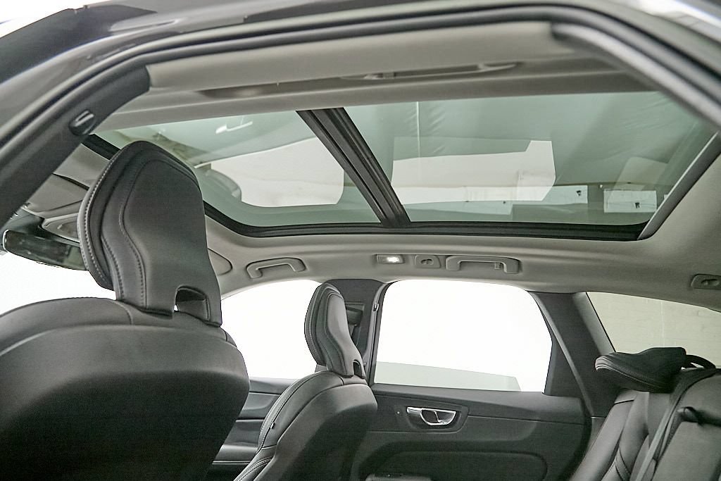 Certified 2023 Volvo XC60 B6 Ultimate AWD/4WD image 22