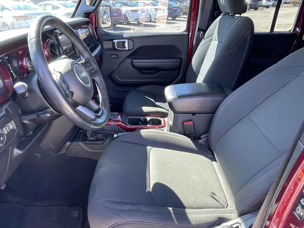 Used 2021 Jeep Wrangler Unlimited Sport image 16
