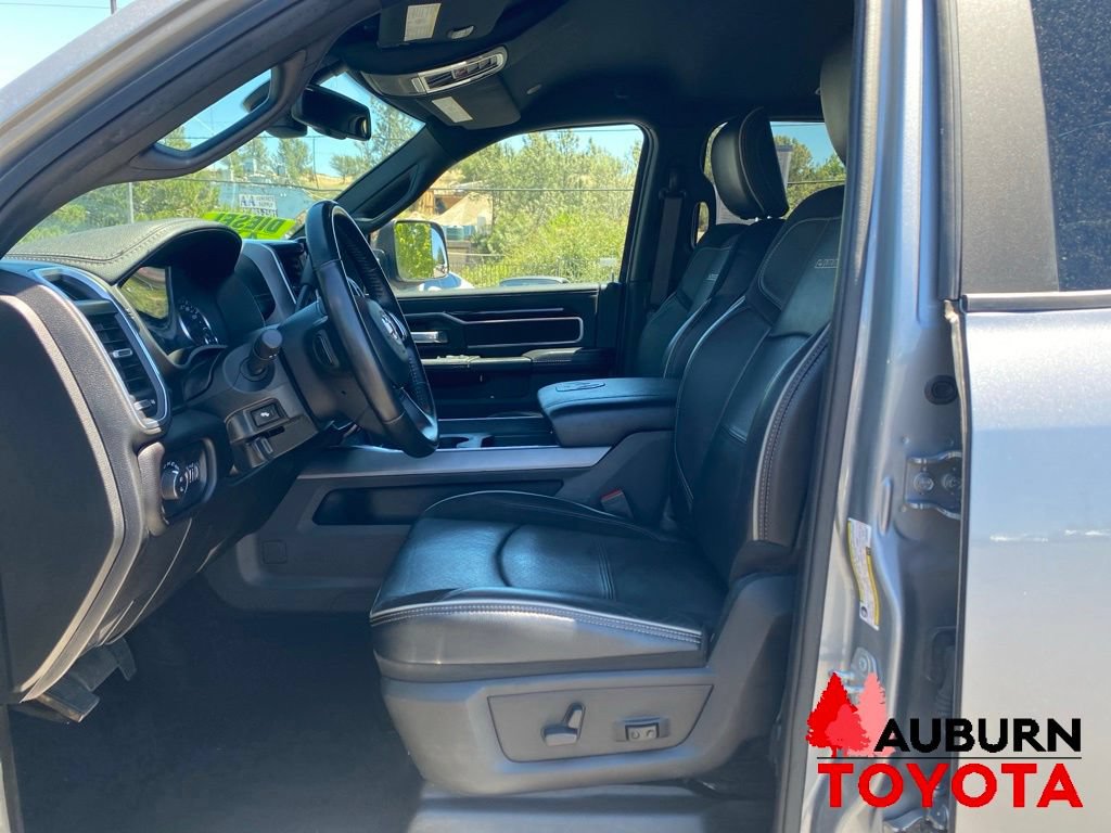 Used 2020 RAM 2500 Laramie w/ Night Edition AWD/4WD image 30