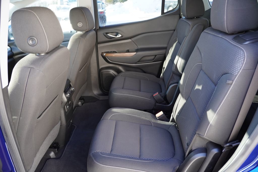 Certified 2023 GMC Acadia SLE w/ Driver Convenience Package image 17