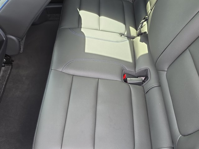 Used 2025 Buick Envista Sport Touring w/ Convenience I Package FWD image 11