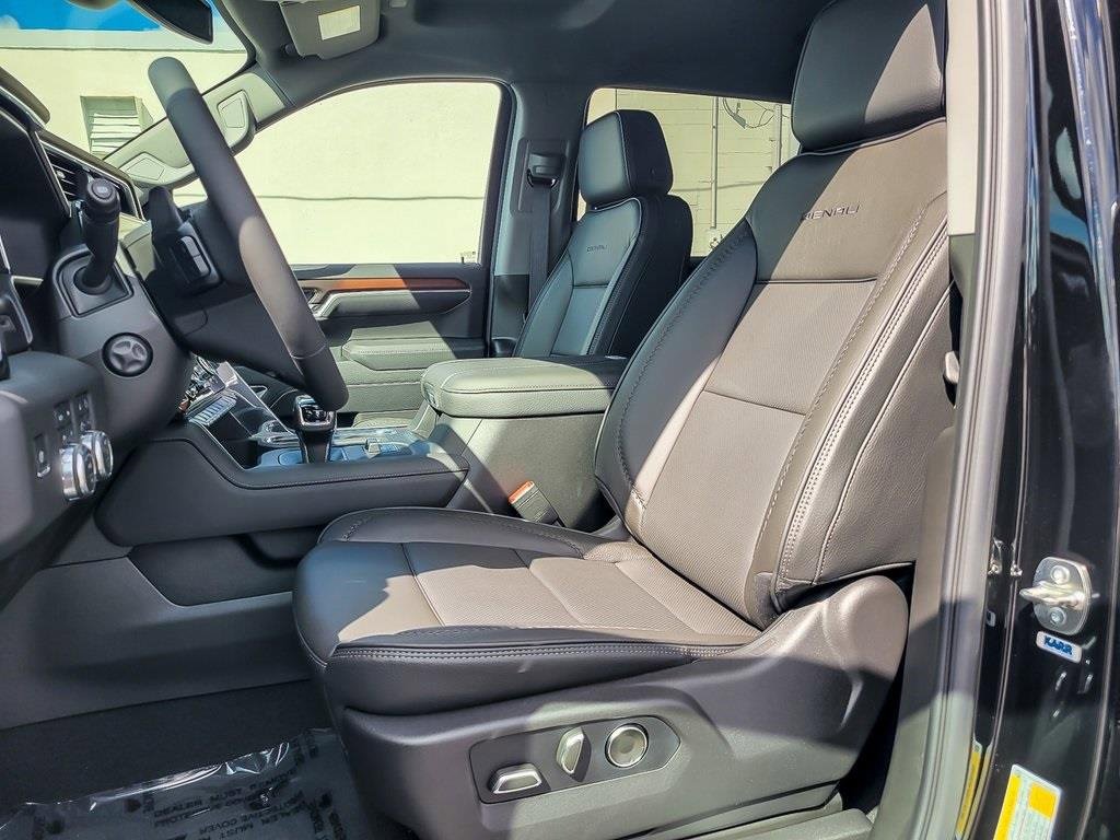 New 2026 GMC Sierra 1500 Denali image 9