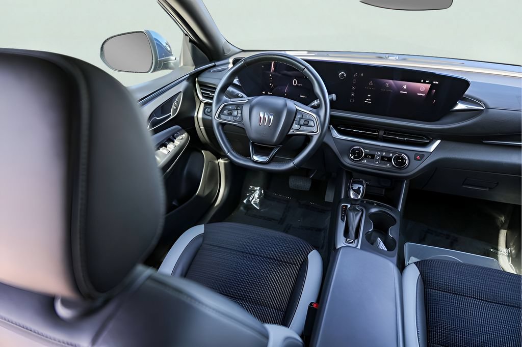 Used 2024 Buick Envista Preferred w/ Convenience I Package FWD image 70