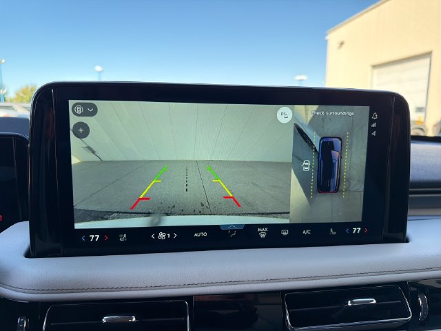 New 2027 Lincoln Aviator AWD image 32