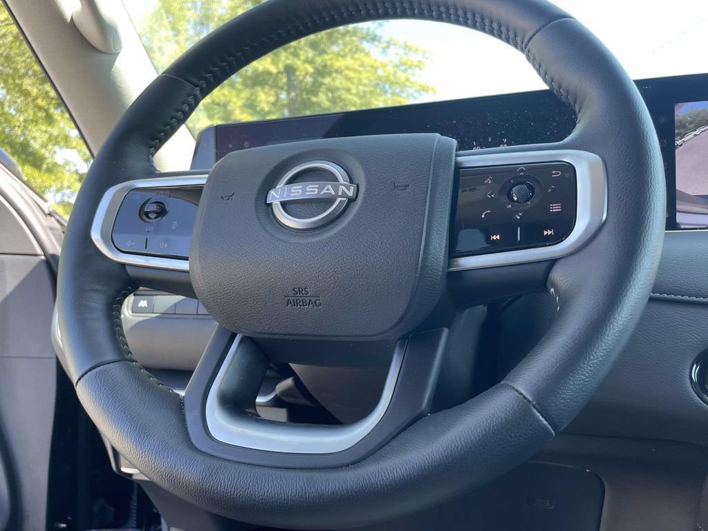 Used 2025 Nissan Armada SV AWD/4WD image 28