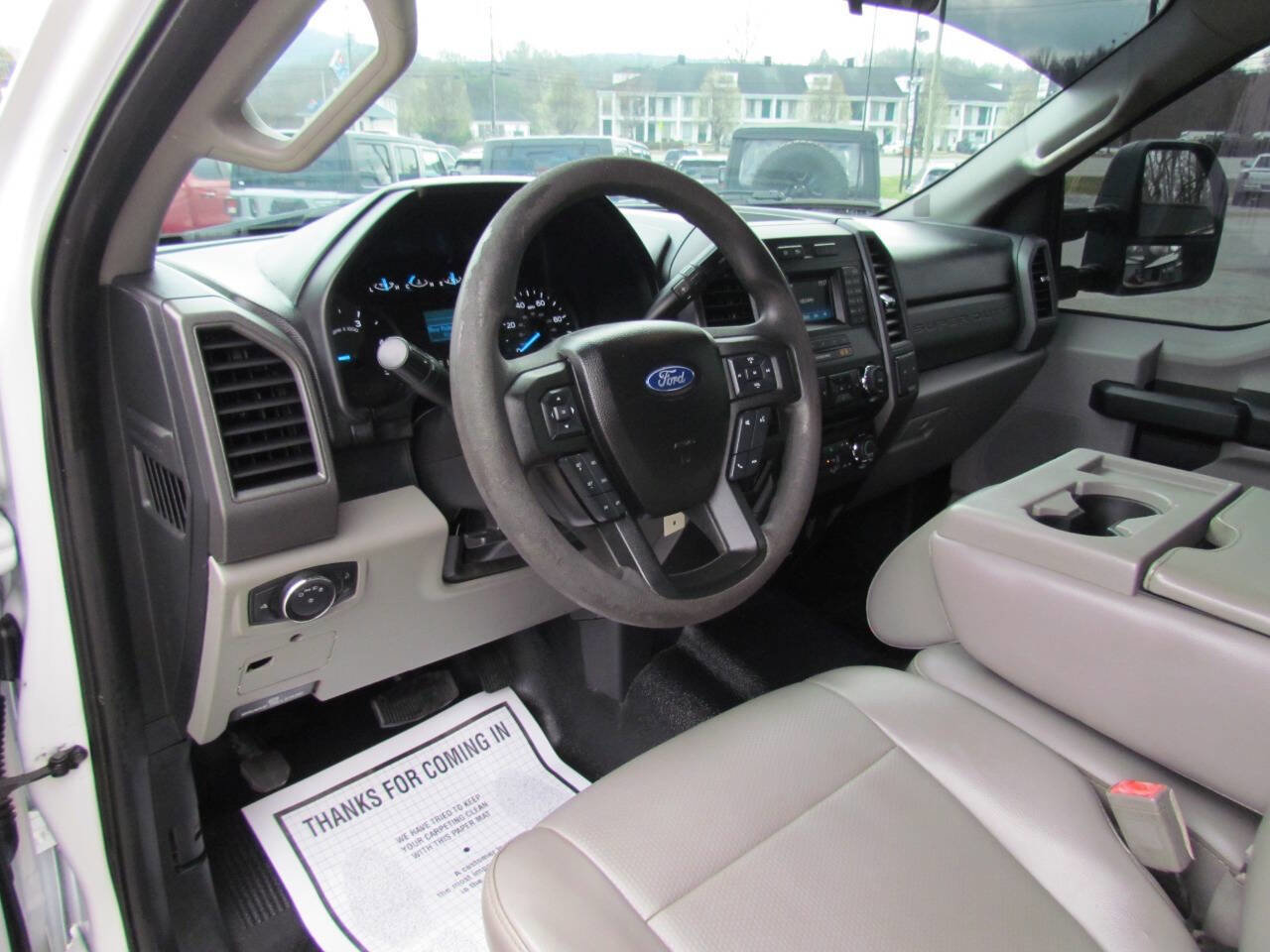 Used 2018 Ford F450 XL w/ XL Value Package image 9