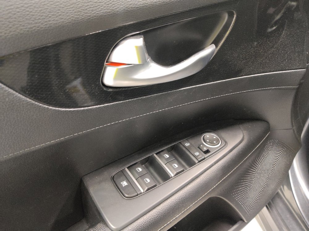 Used 2021 Kia Forte GT-Line FWD image 27