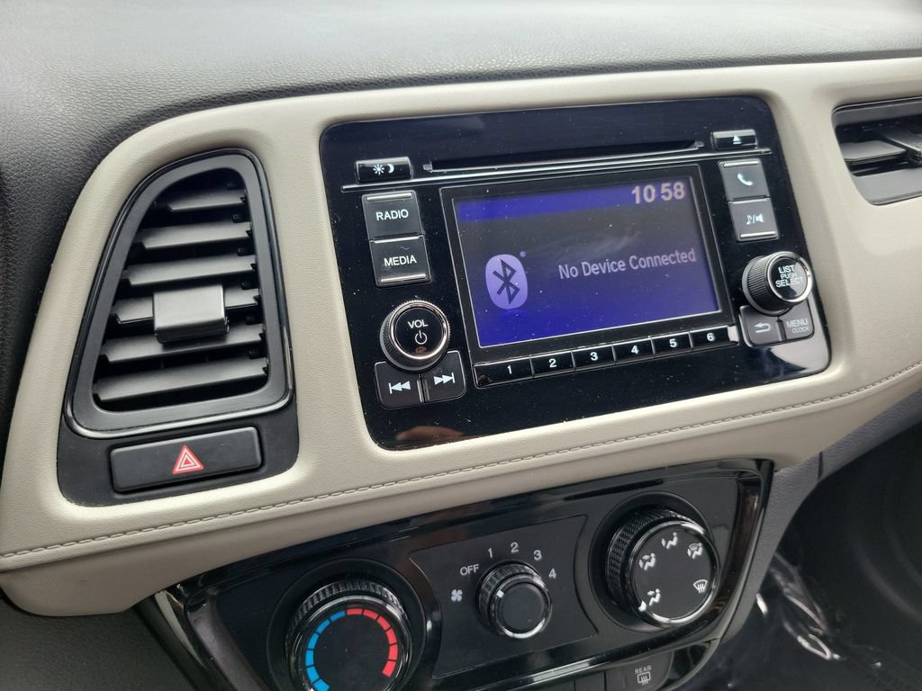 Certified 2020 Honda HR-V LX image 29