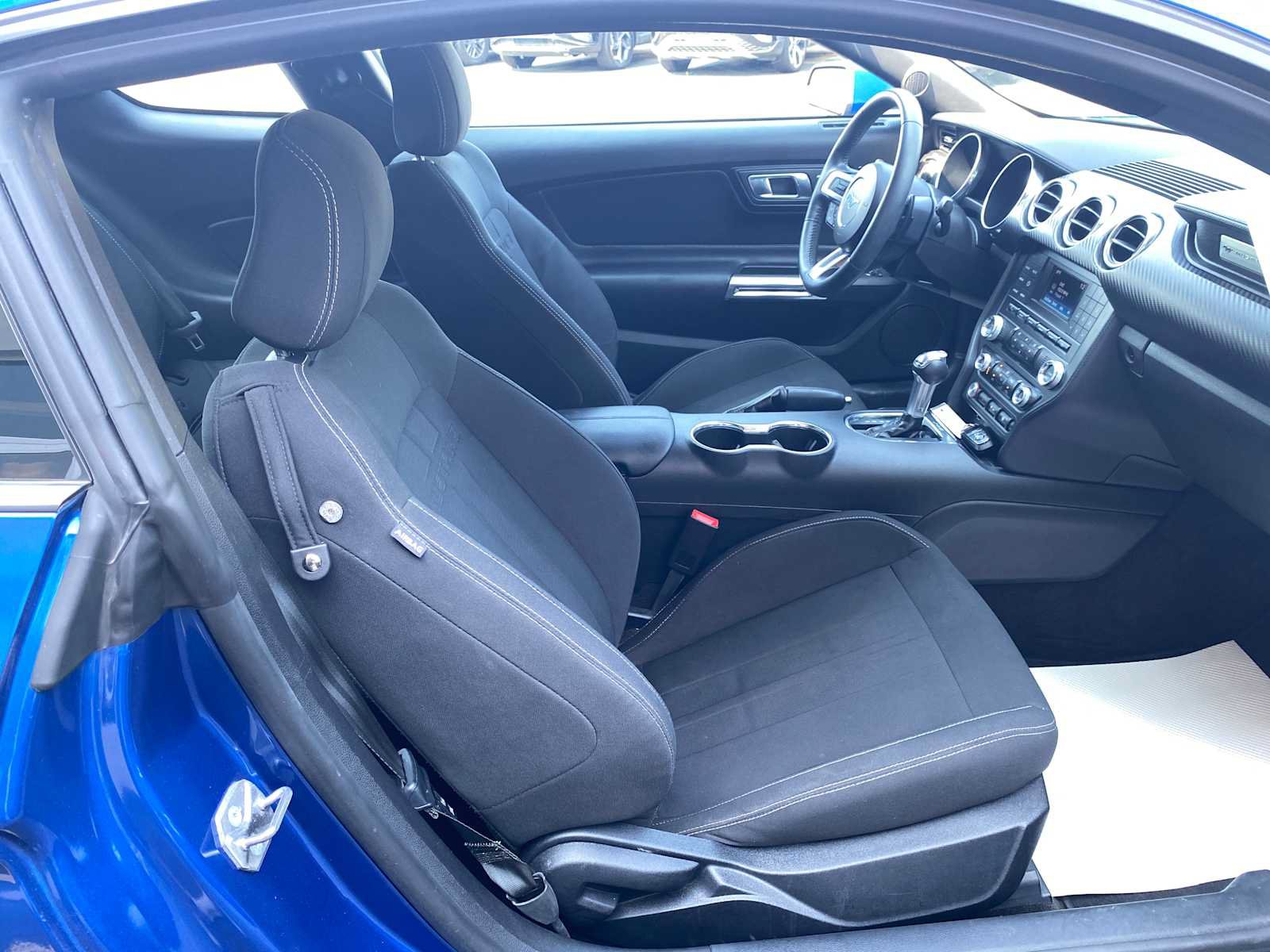 Used 2018 Ford Mustang Coupe RWD image 26