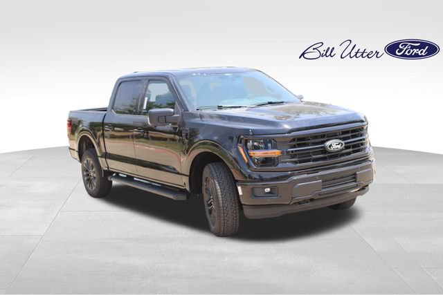 New 2026 Ford F150 XLT w/ Equipment Group 302A MID AWD/4WD image 2