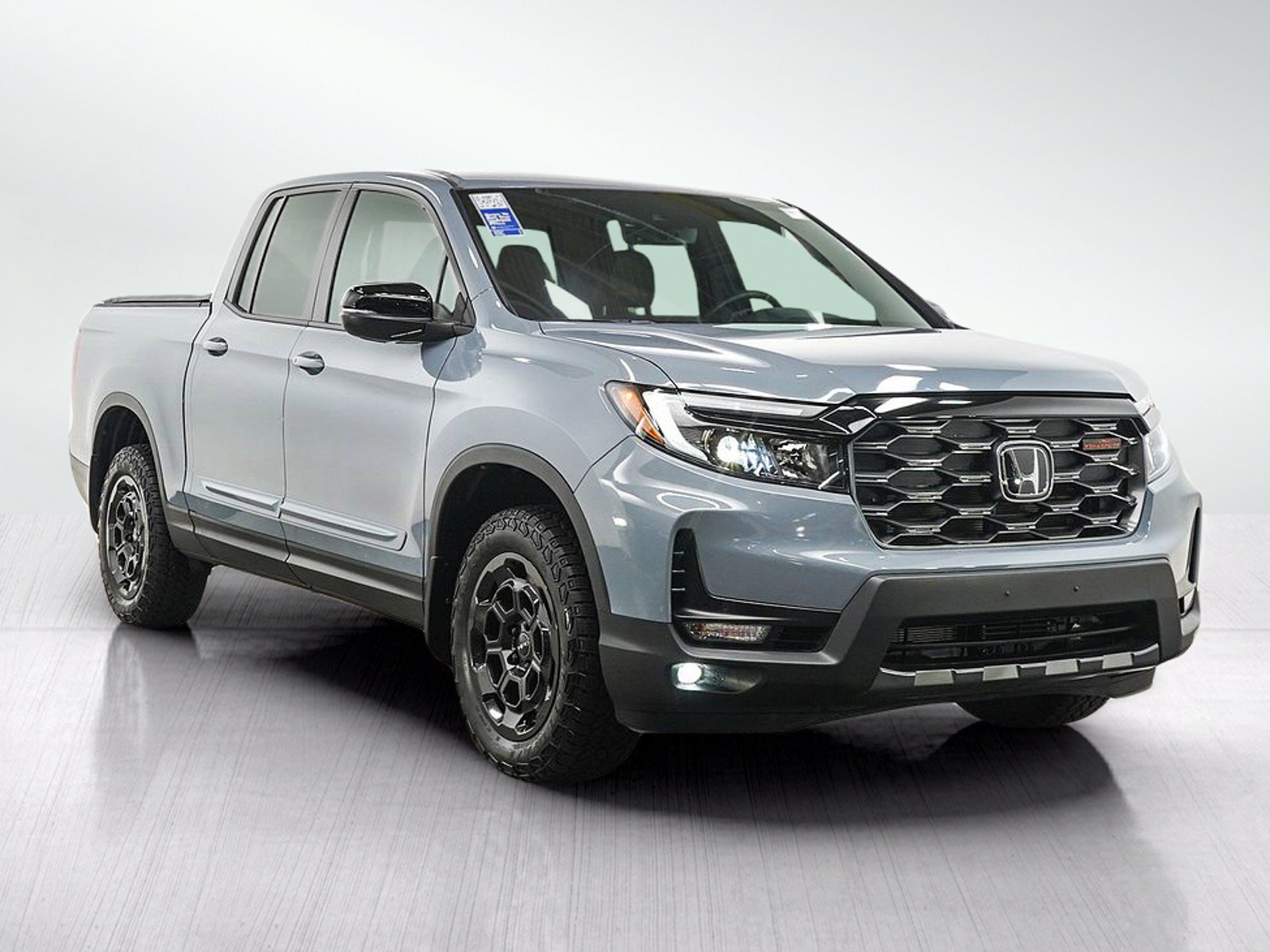 Used 2025 Honda Ridgeline TrailSport+ image 7