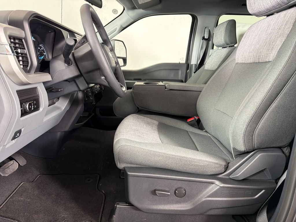 New 2026 Ford F350 XLT AWD/4WD image 18