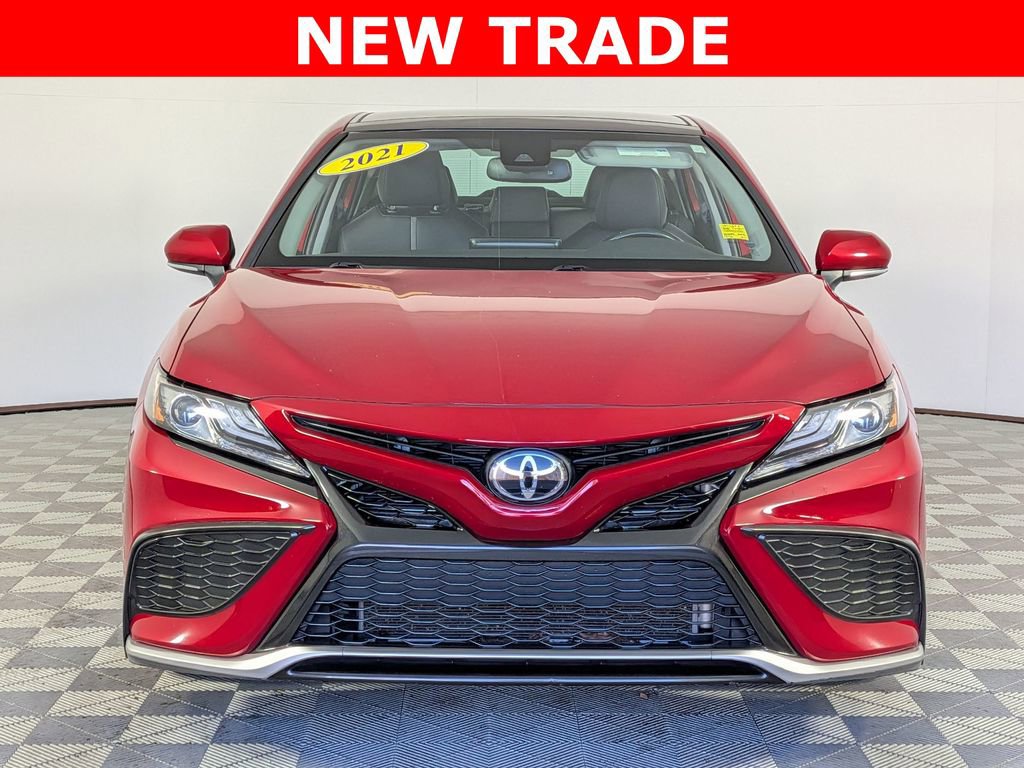 Used 2021 Toyota Camry XSE image 8