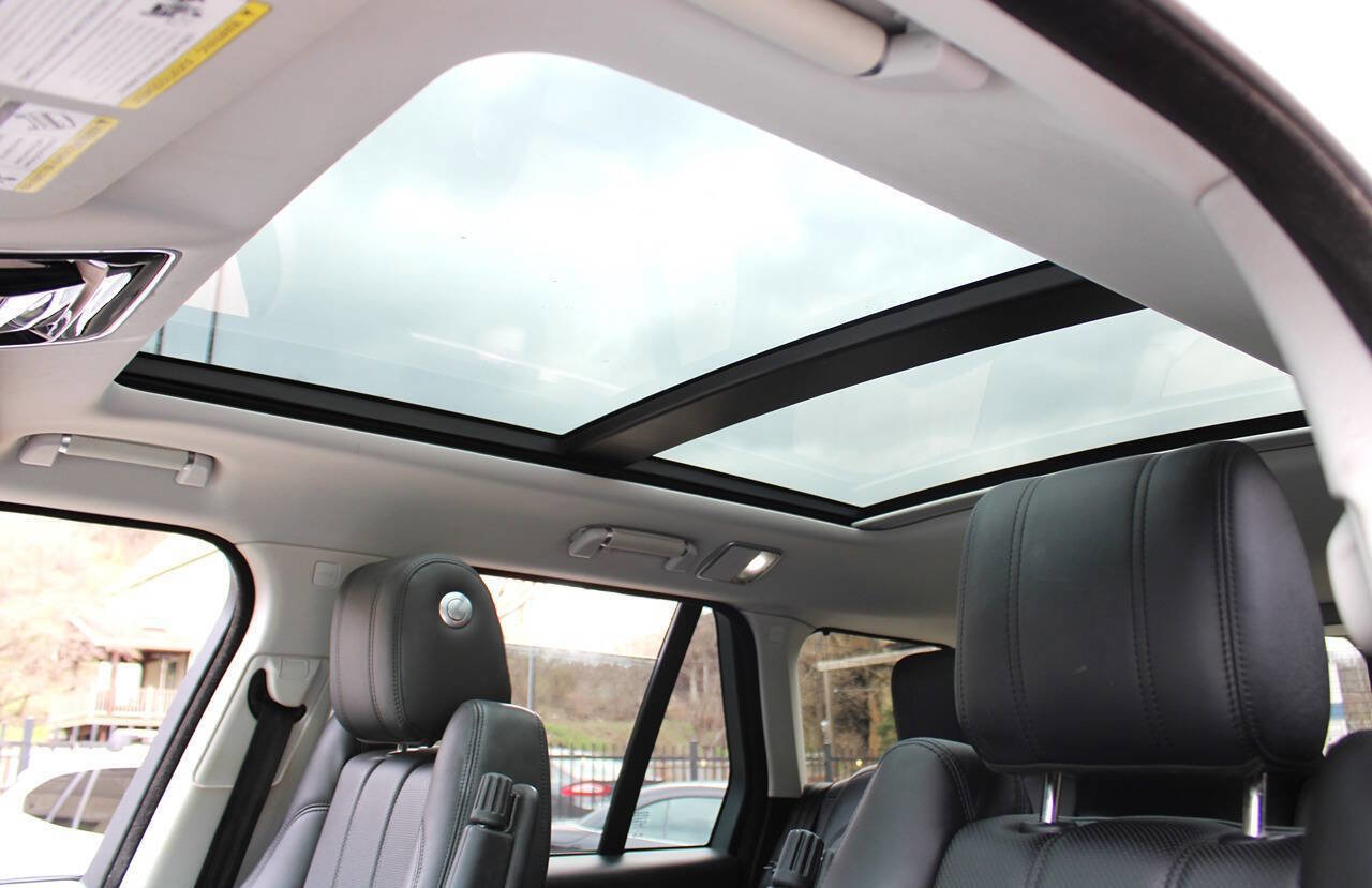 Used 2014 Land Rover Range Rover HSE AWD/4WD image 26