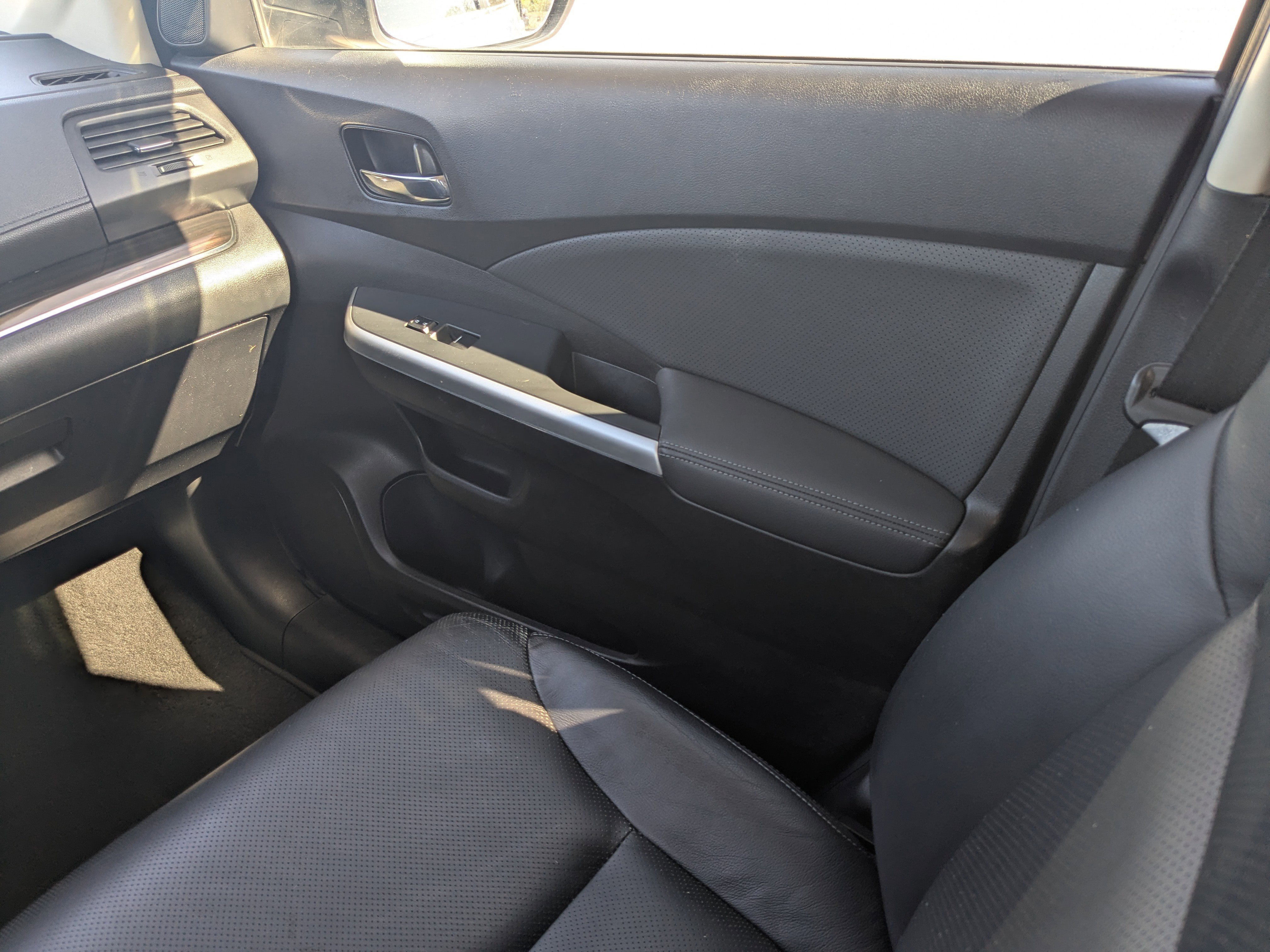 Used 2016 Honda CR-V Touring image 22