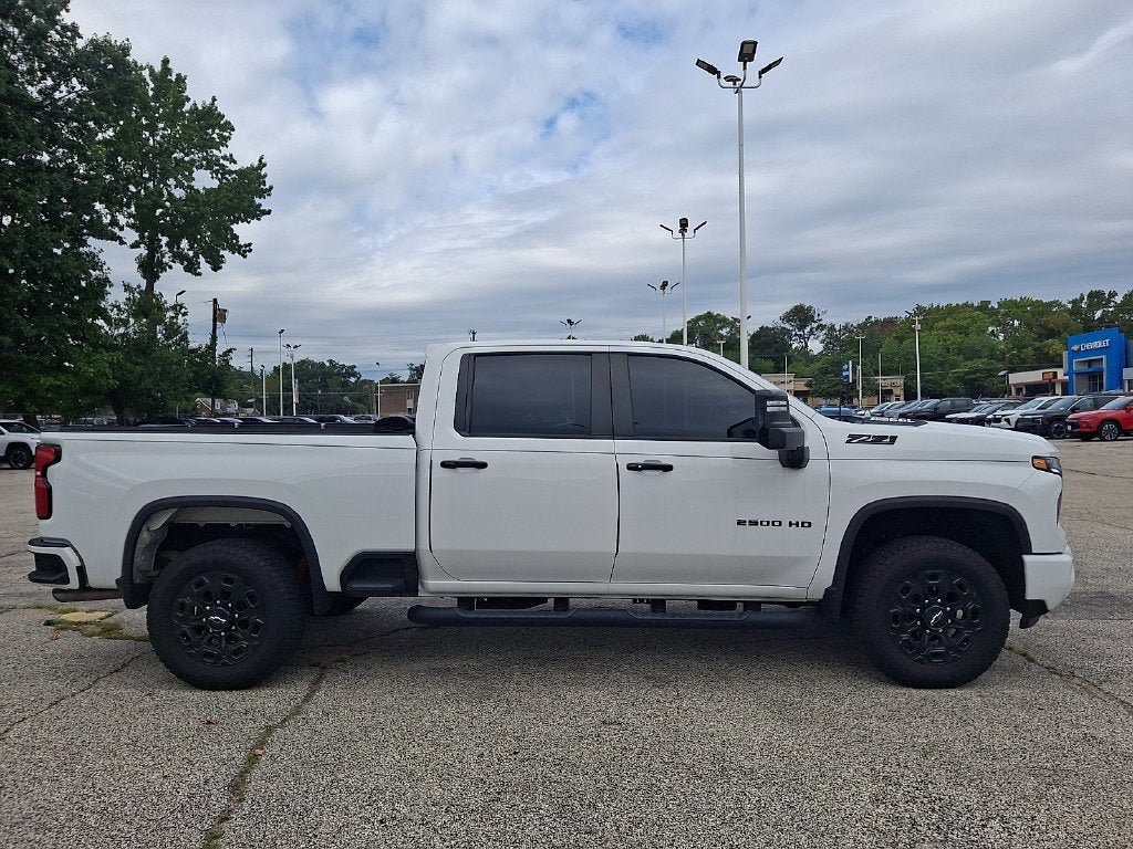 Certified 2024 Chevrolet Silverado 2500 LT w/ Z71 Sport Edition AWD/4WD image 9