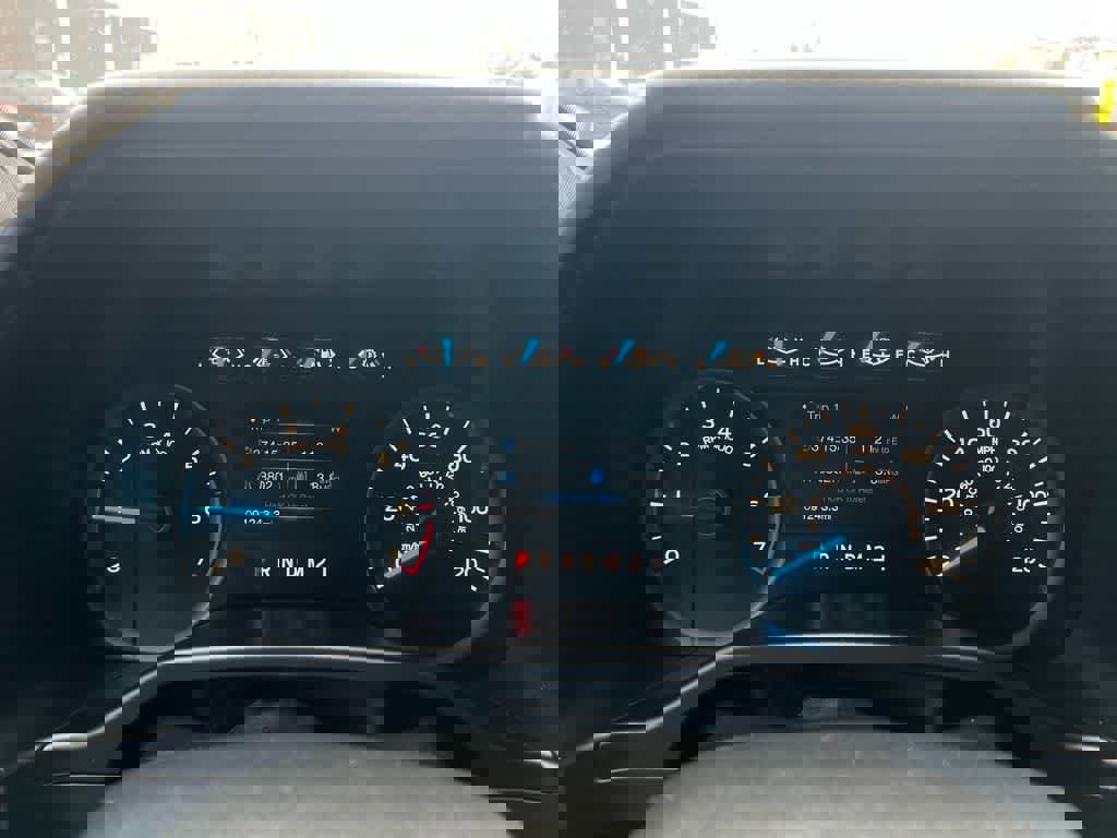 Used 2016 Ford F150 XLT w/ Equipment Group 302A Luxury image 38