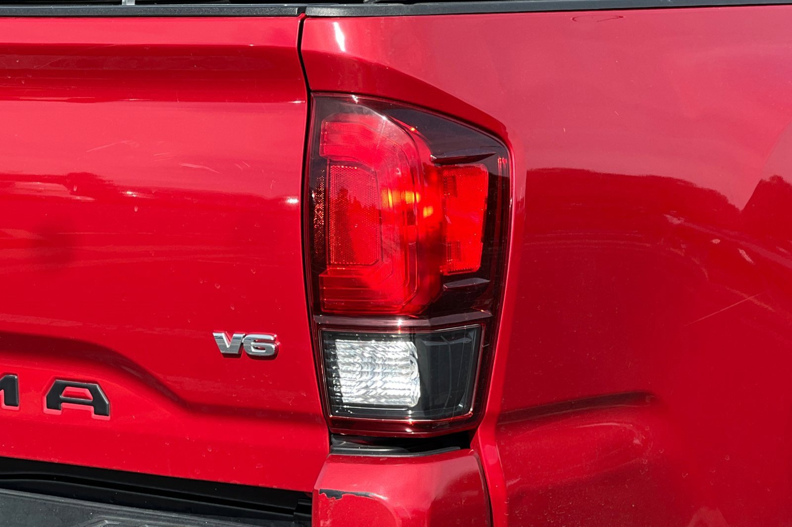 Used 2022 Toyota Tacoma SR image 48