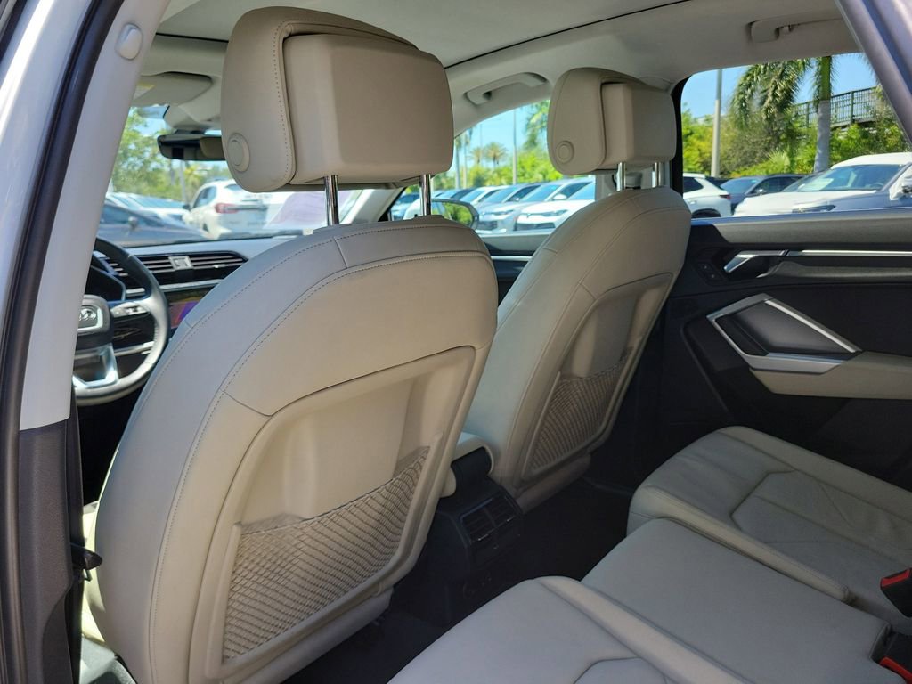 Used 2019 Audi Q3 2.0T Premium Plus w/ Premium Plus Package AWD/4WD image 12