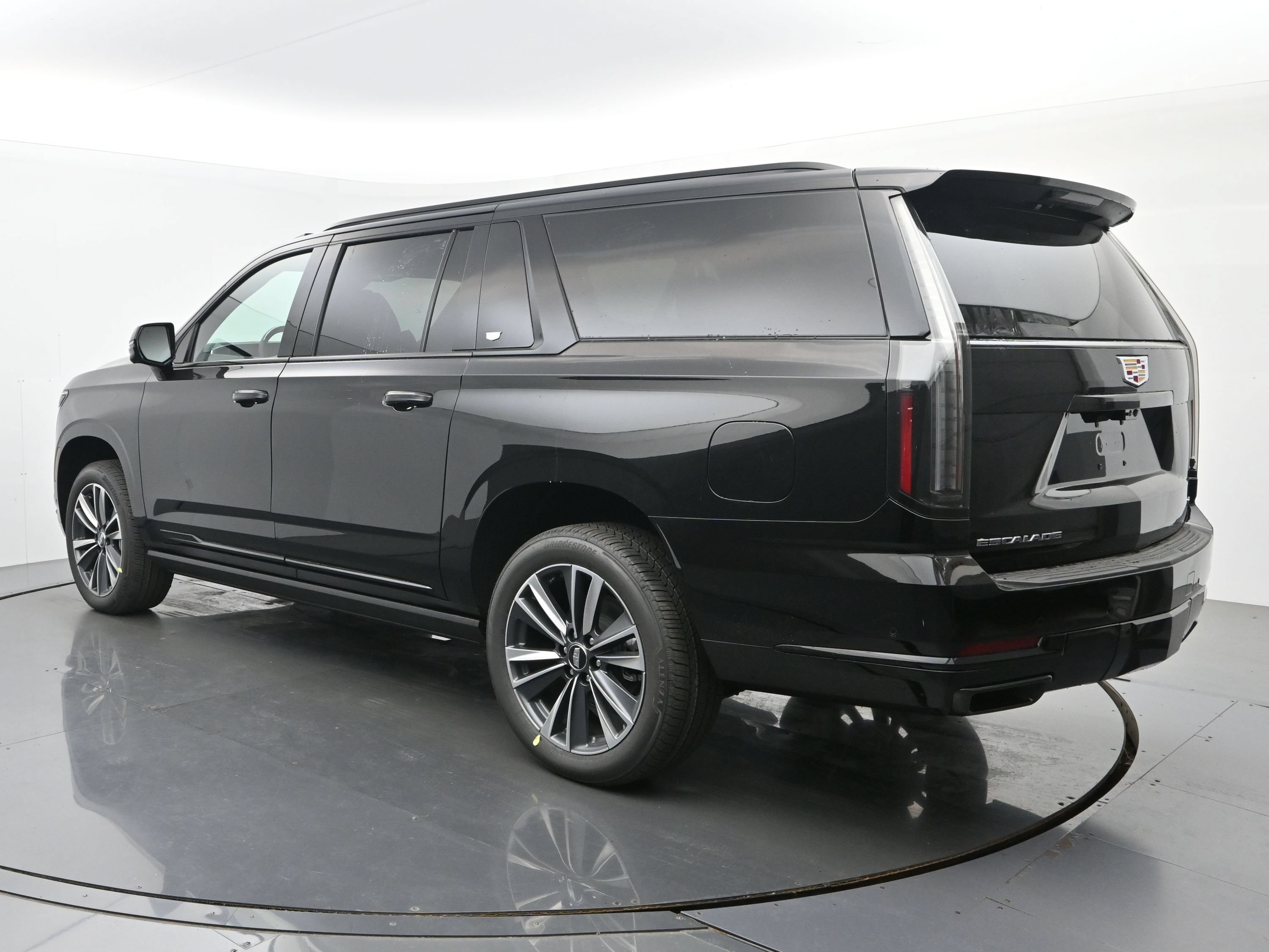 New 2026 Cadillac Escalade ESV Sport w/ Touring Package AWD/4WD image 3
