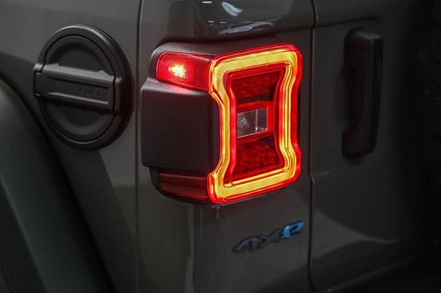 New 2023 Jeep Wrangler Unlimited Rubicon 4xe image 9