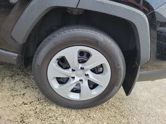 Used 2025 Toyota RAV4 LE FWD image 6