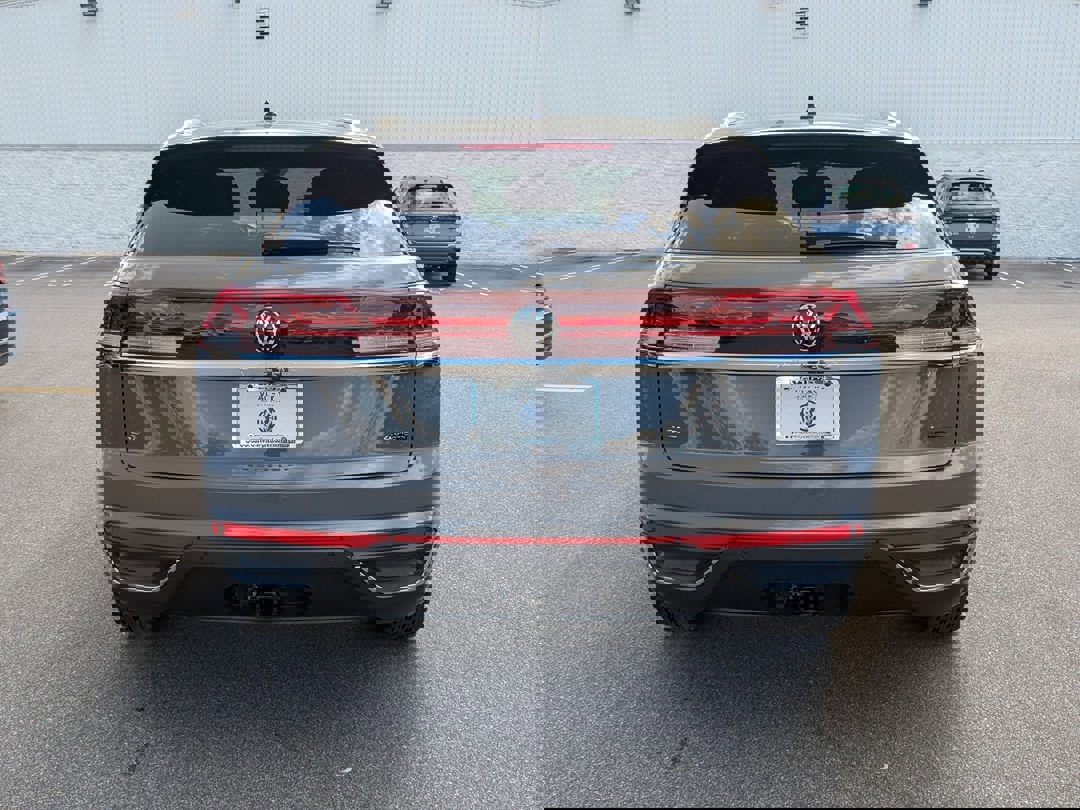 New 2026 Volkswagen Atlas Cross Sport SE image 4