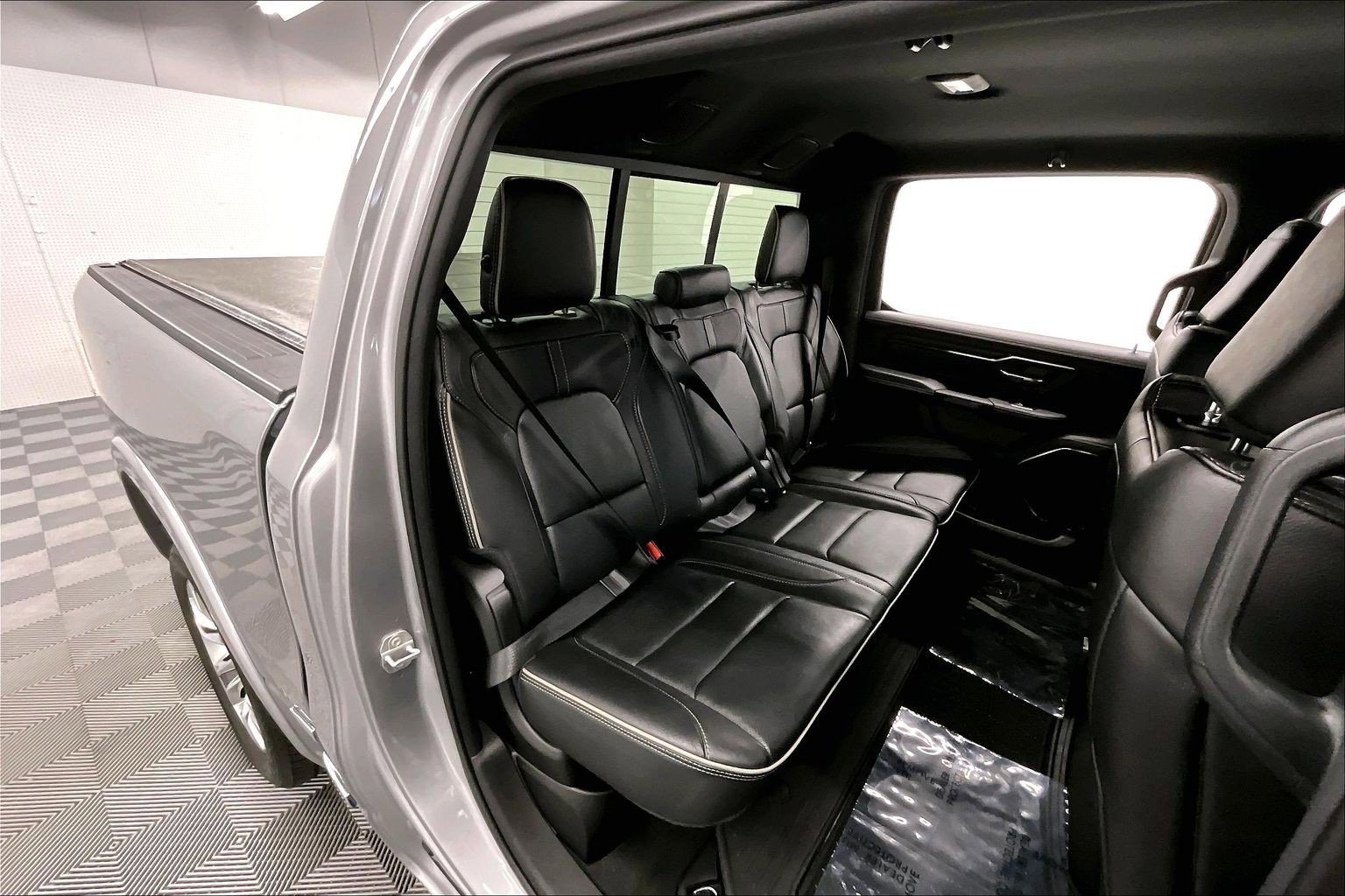 Used 2024 RAM 1500 Limited AWD/4WD image 25