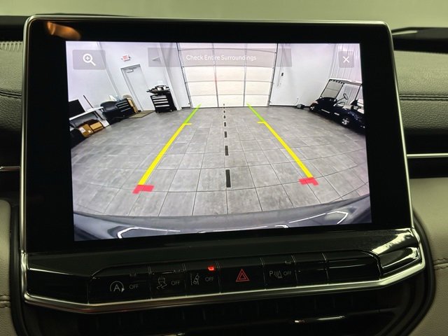 Used 2024 Jeep Compass Limited image 23