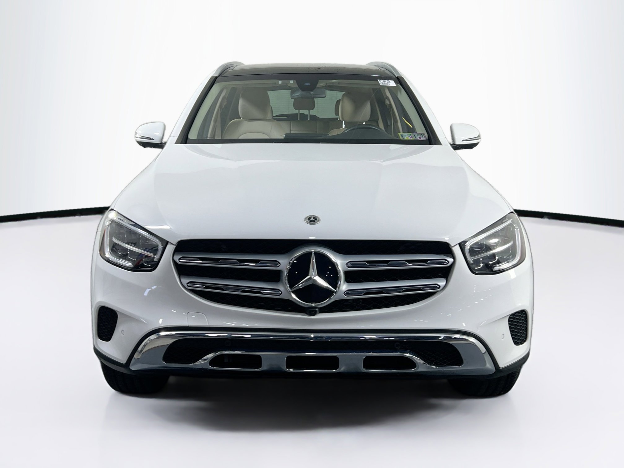 Used 2021 Mercedes-Benz GLC 300 4MATIC image 2