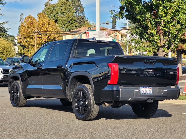 Used 2025 Toyota Tundra Limited image 8