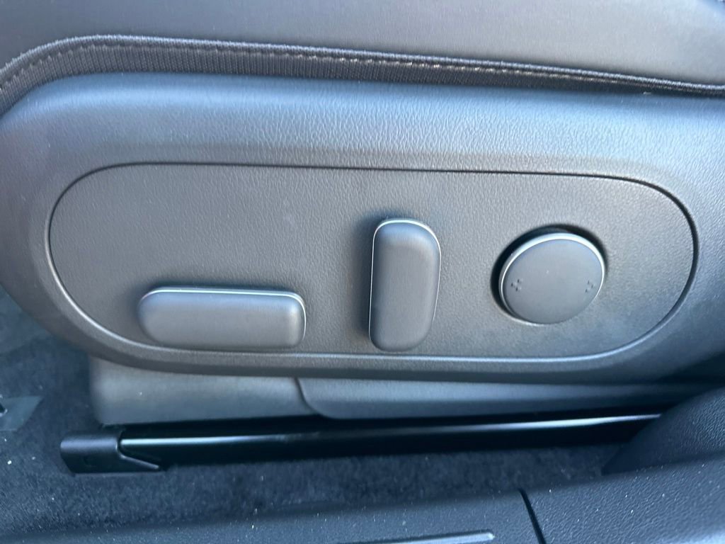 New 2026 Hyundai Ioniq 5 SEL image 12