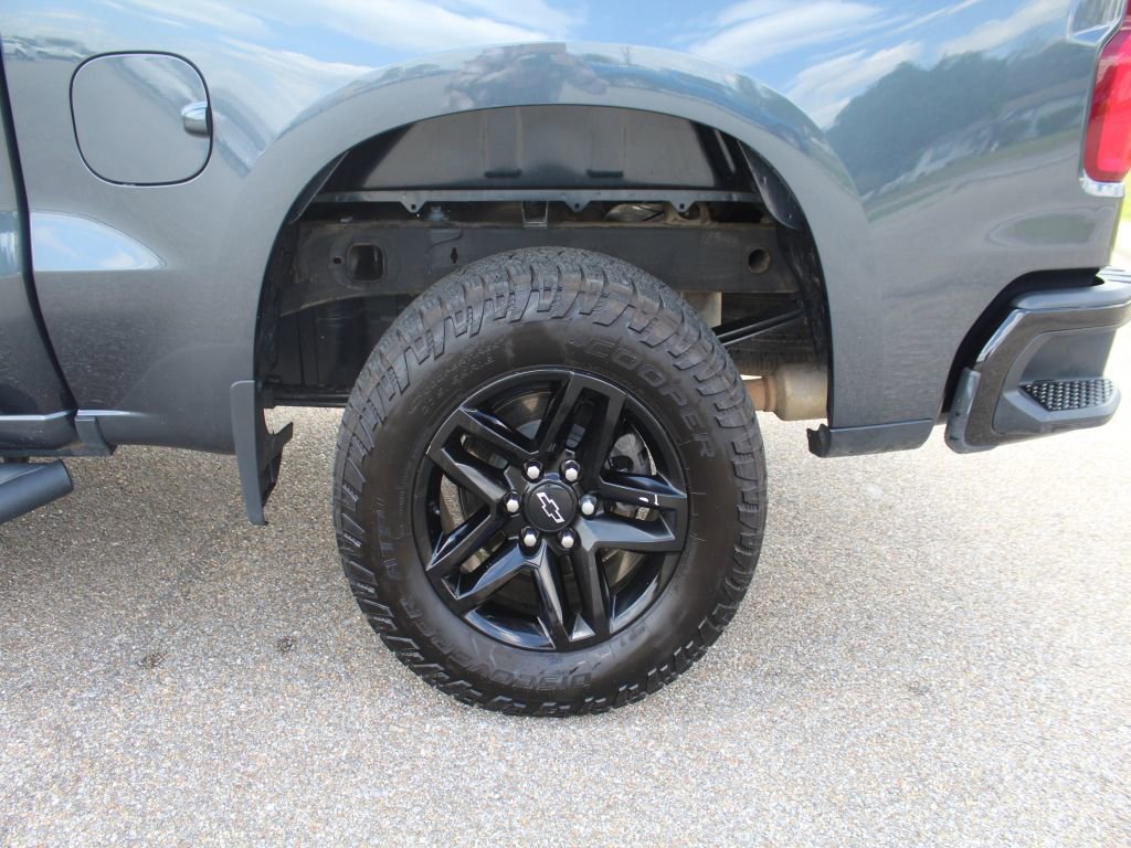 Used 2022 Chevrolet Silverado 1500 Custom Trail Boss AWD/4WD image 20