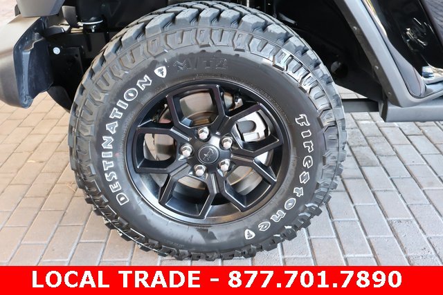 Used 2025 Jeep Gladiator Willys image 8