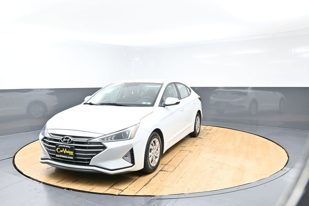 Used 2020 Hyundai Elantra SE w/ Cargo Package (C1) FWD image 10