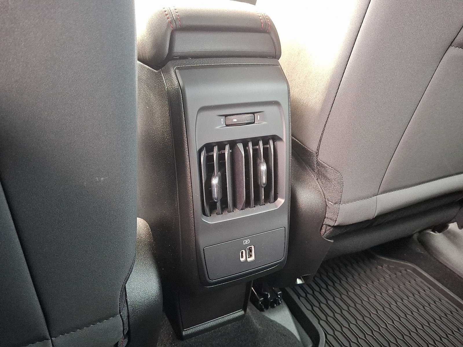 New 2025 Dodge Hornet GT w/ GT Blacktop Package image 12