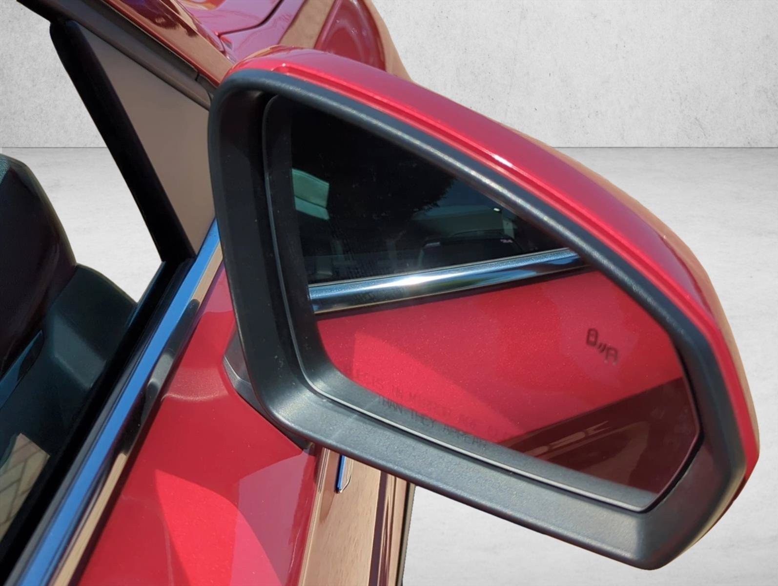 Used 2022 Volkswagen Taos SEL w/ Panoramic Sunroof Package FWD image 5
