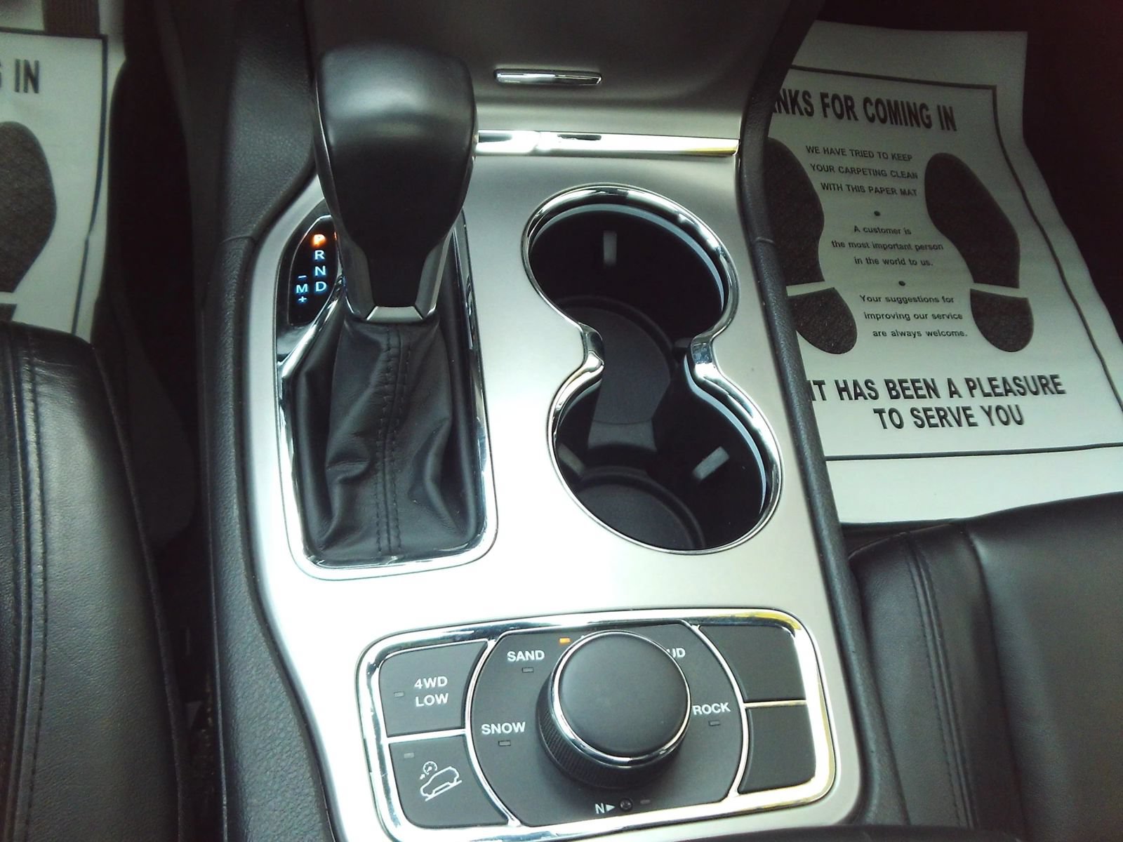 Used 2021 Jeep Grand Cherokee Limited AWD/4WD image 17
