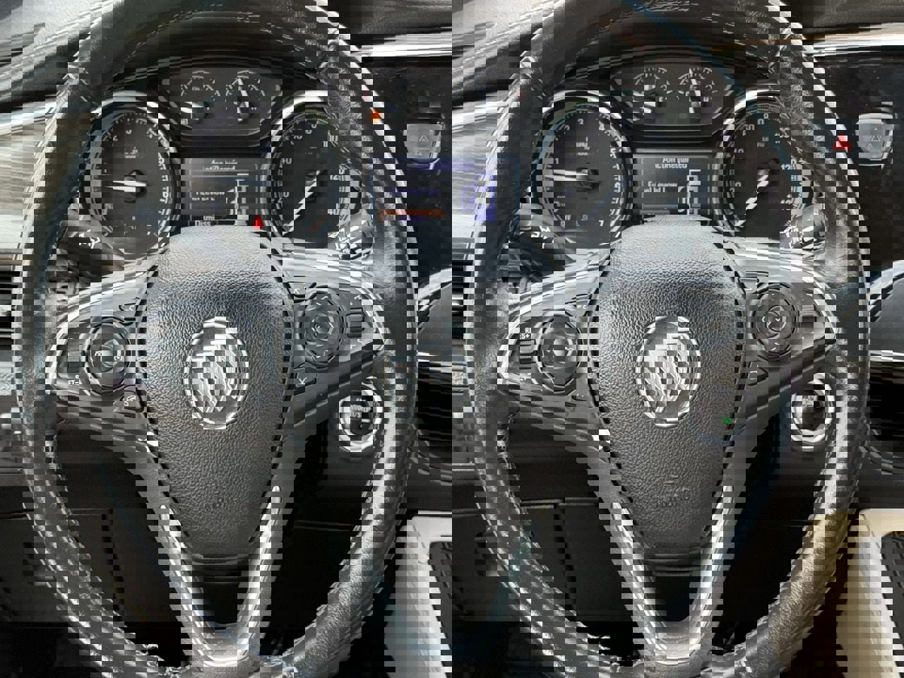 Used 2019 Buick Envision Preferred image 12