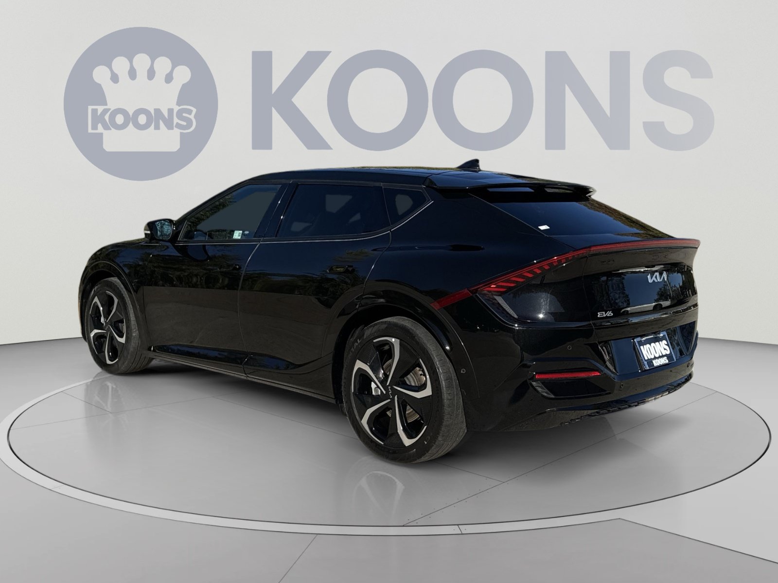Used 2023 Kia EV6 GT-Line w/ GT-Line Suede Seat Package AWD/4WD image 4