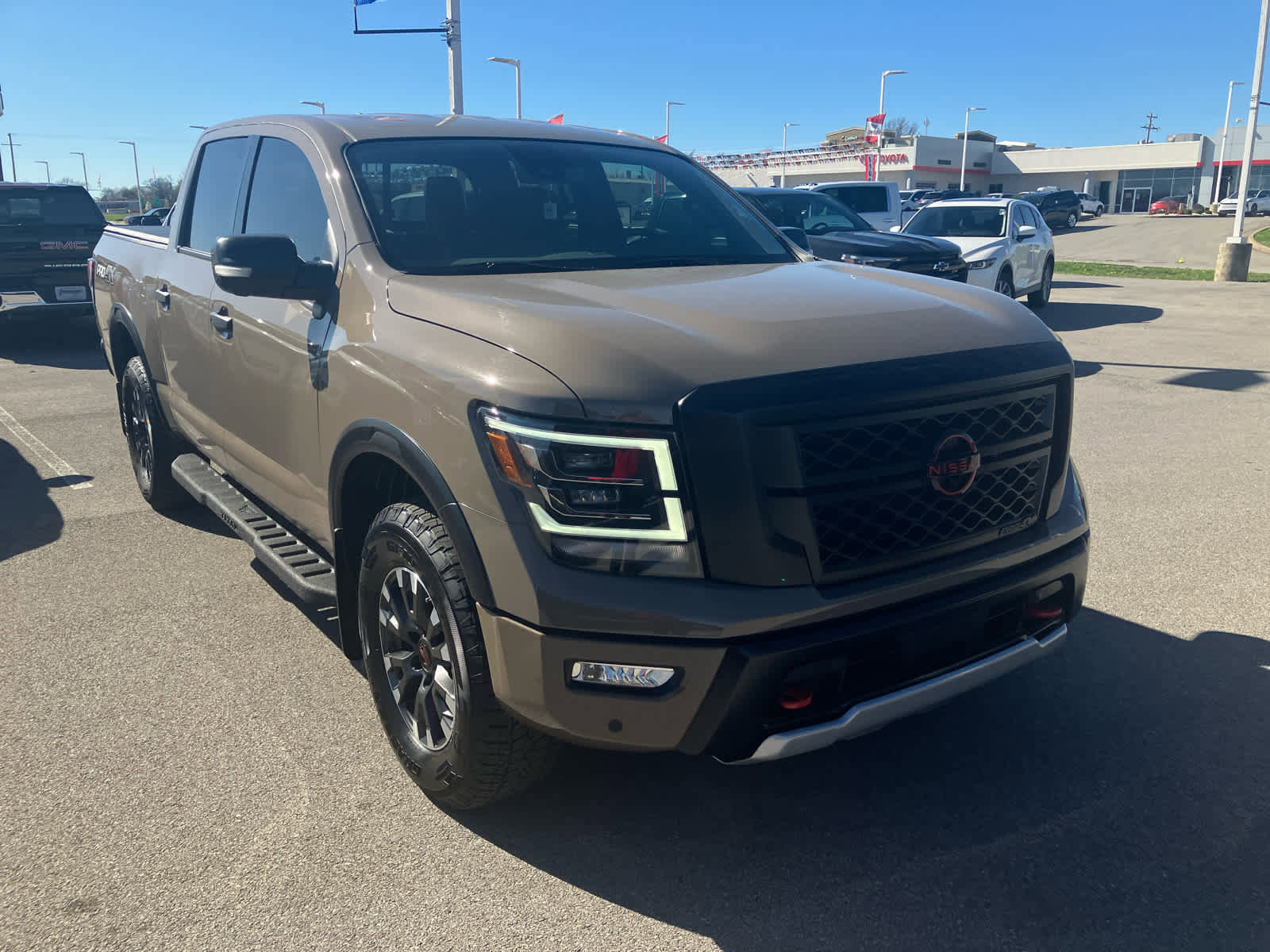 Used 2024 Nissan Titan PRO-4X w/ Pro-4x Convenience Package