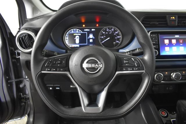 Used 2025 Nissan Versa SV w/ Trunk Package FWD image 13