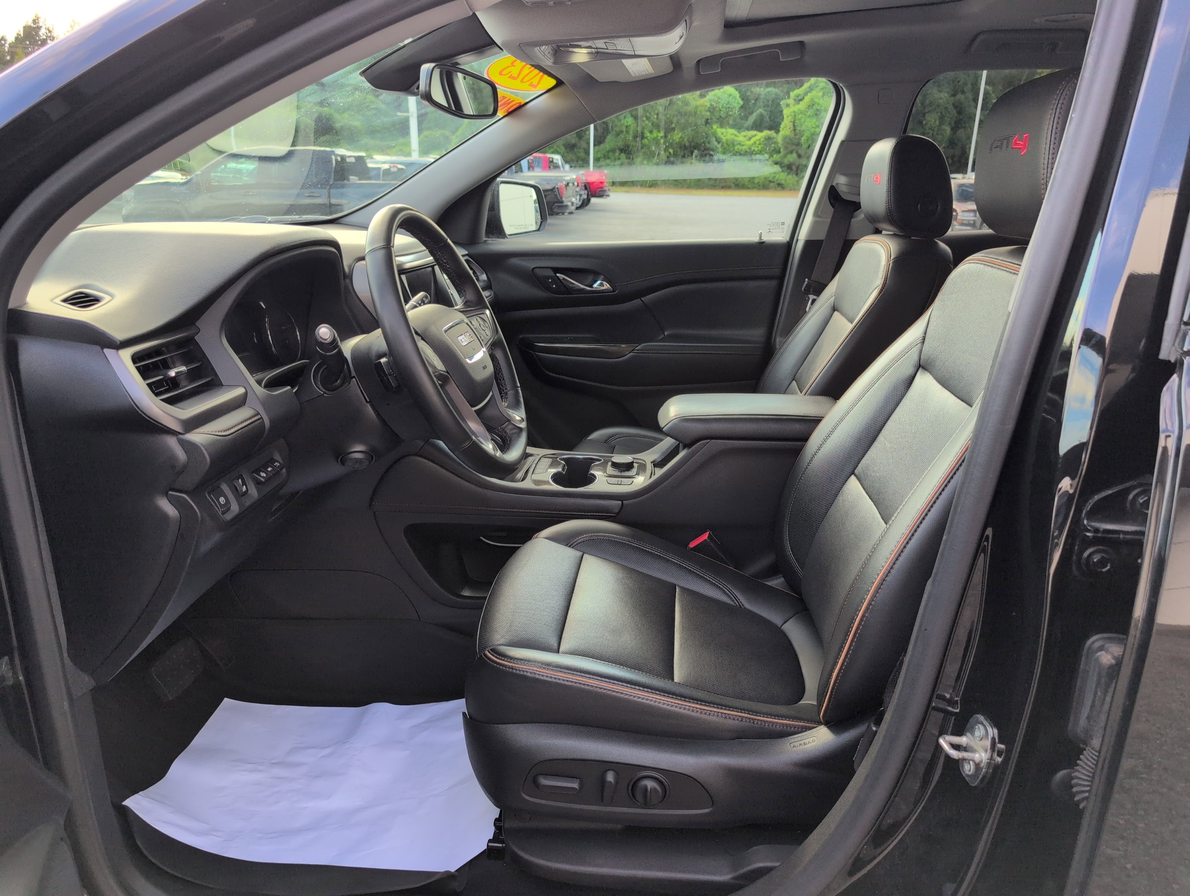 Used 2023 GMC Acadia AT4 w/ Technology Package image 16