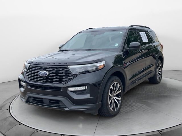 Used 2024 Ford Explorer ST-Line w/ Class IV Trailer Tow Package AWD/4WD image 5