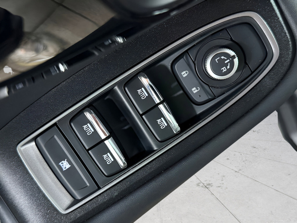 Certified 2025 Subaru Outback Limited image 20