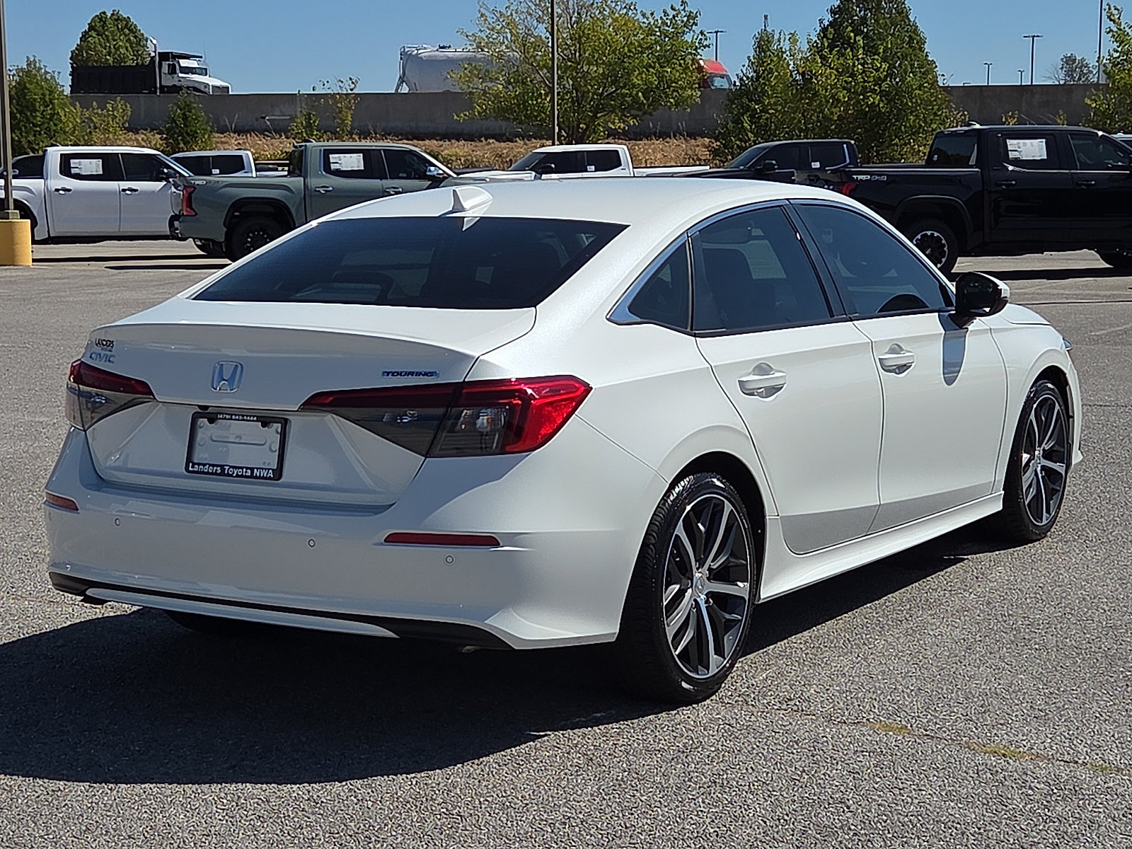 Used 2024 Honda Civic Touring image 5