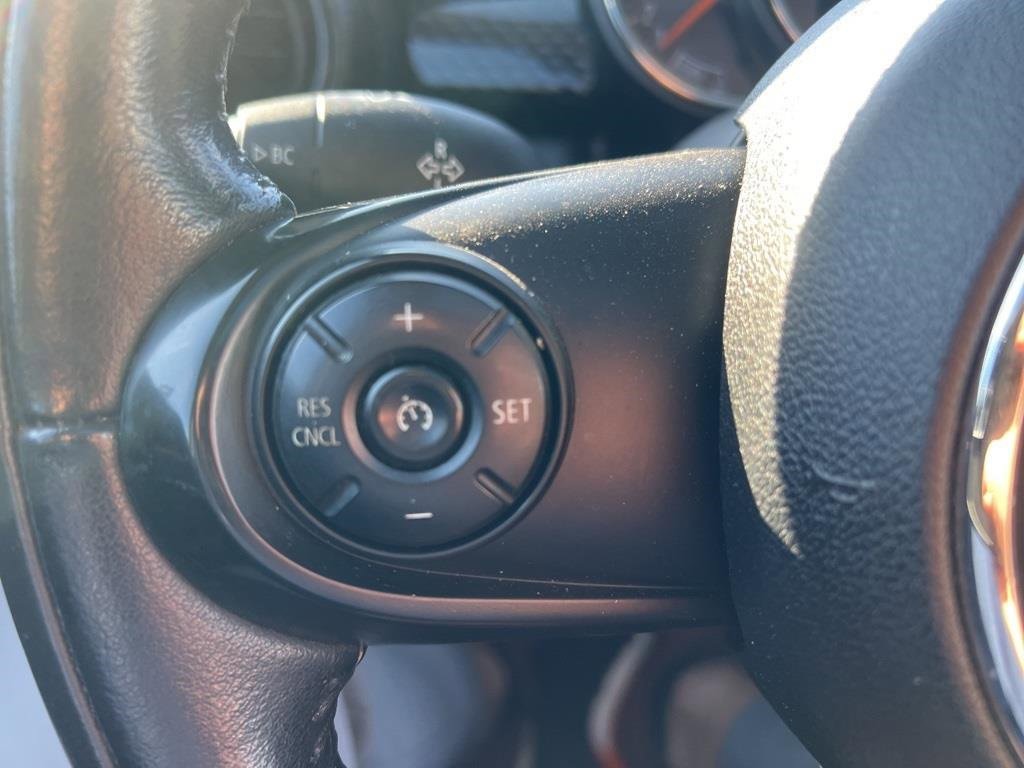 Used 2018 MINI Cooper S image 23