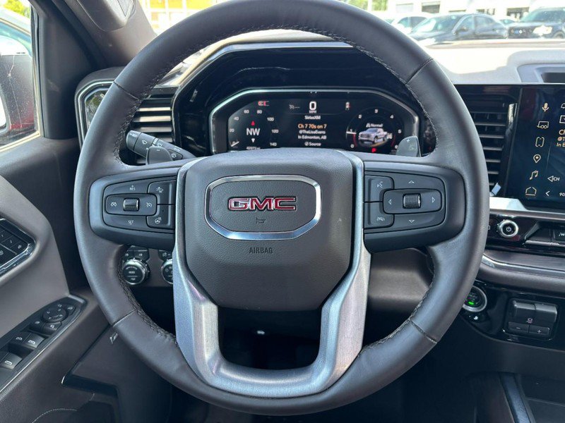 Used 2024 GMC Sierra 1500 SLT w/ SLT Premium Package AWD/4WD image 15