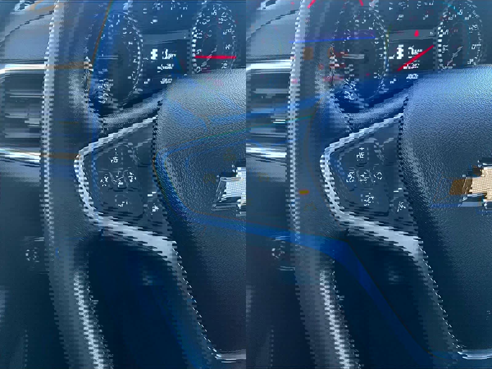 Used 2020 Chevrolet Equinox LT image 23